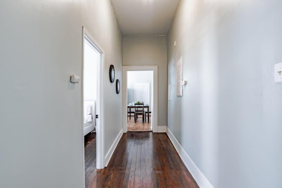 Апартаменты Mins From Downtown & Dining, Dauphin Darling 2 Мобил Экстерьер фото